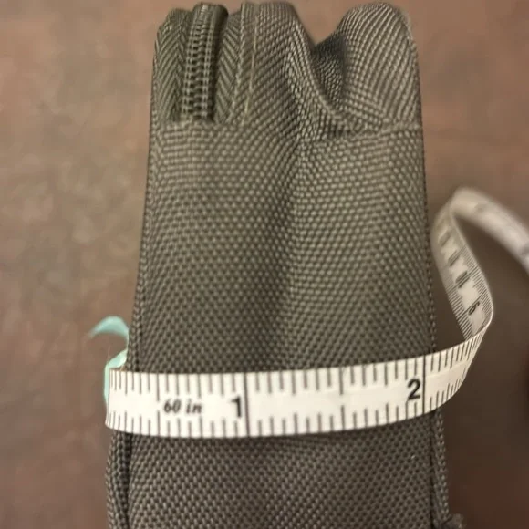 Travel accessory case, brown/army green/tan pattern. - Picture 5 of 6